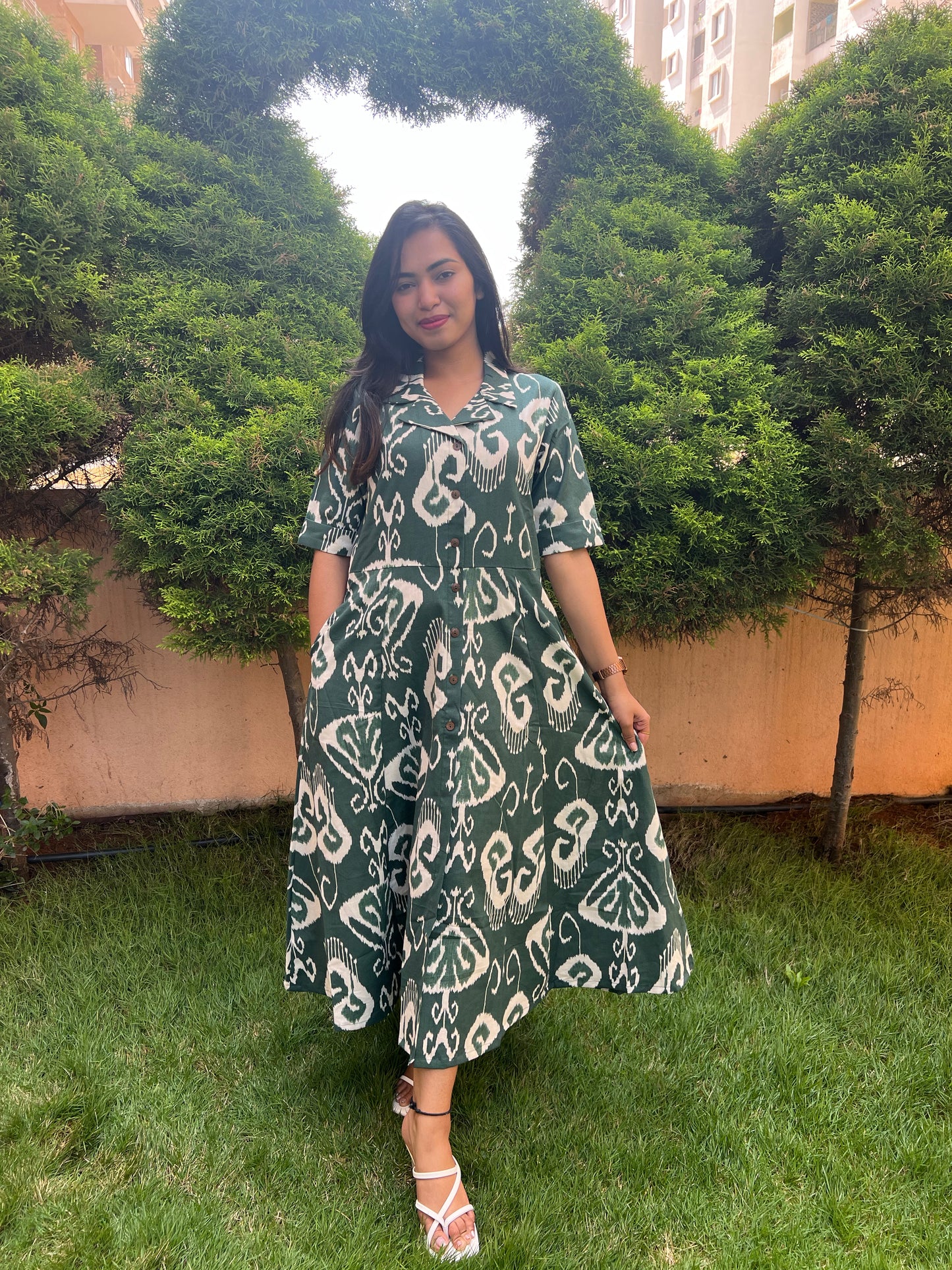 Dress/Frock/Aline