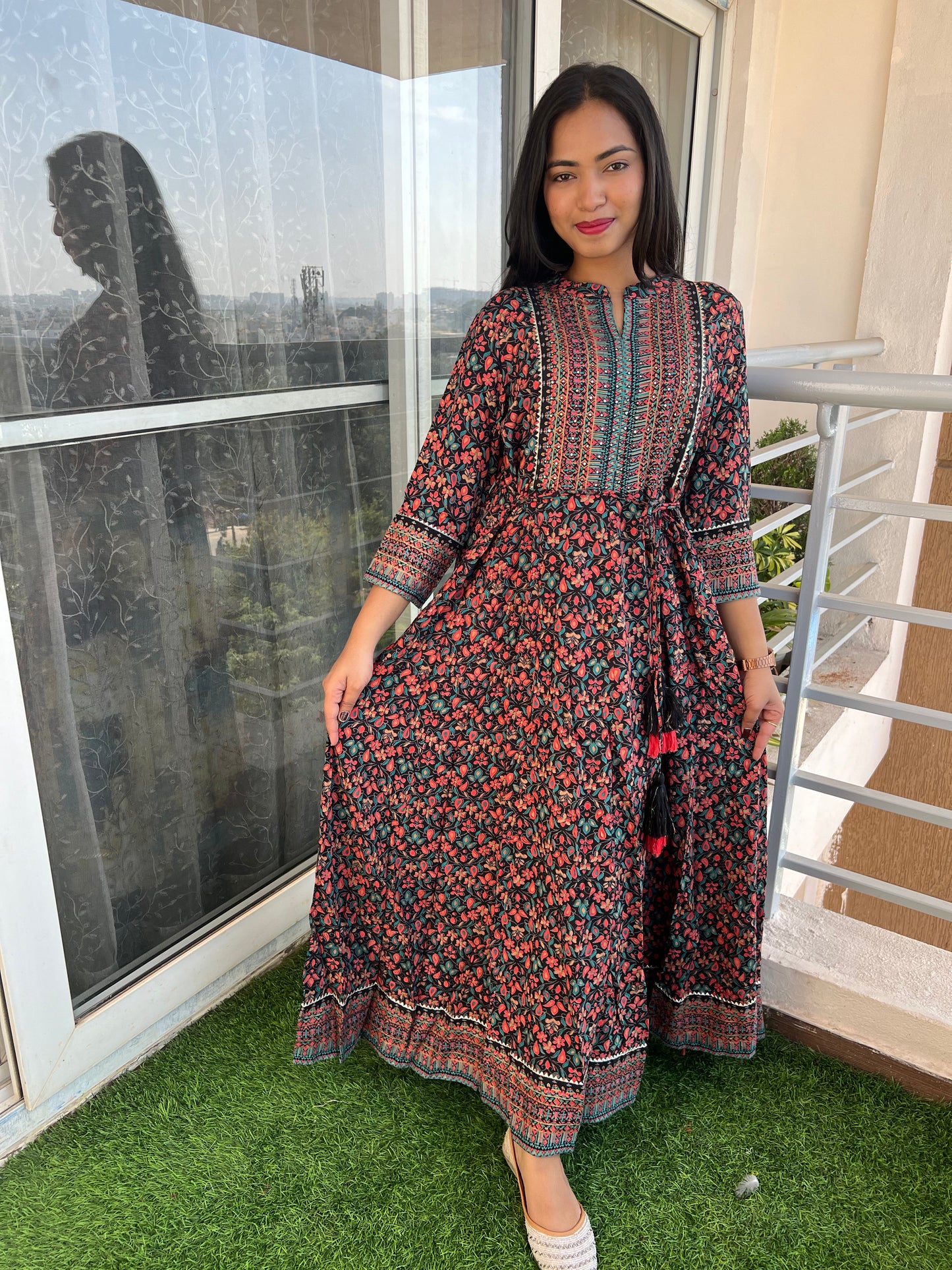 Dress/Frock/Aline