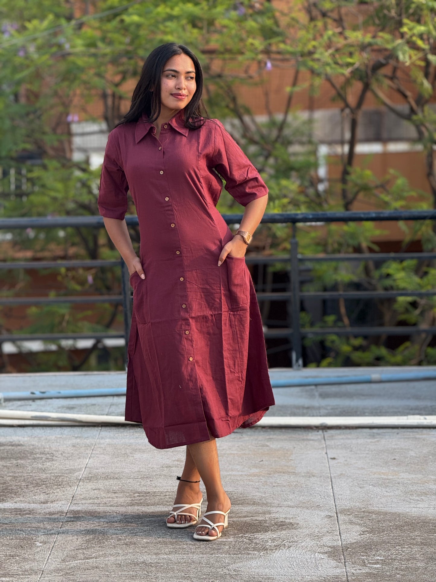 Dress/Frock/Aline