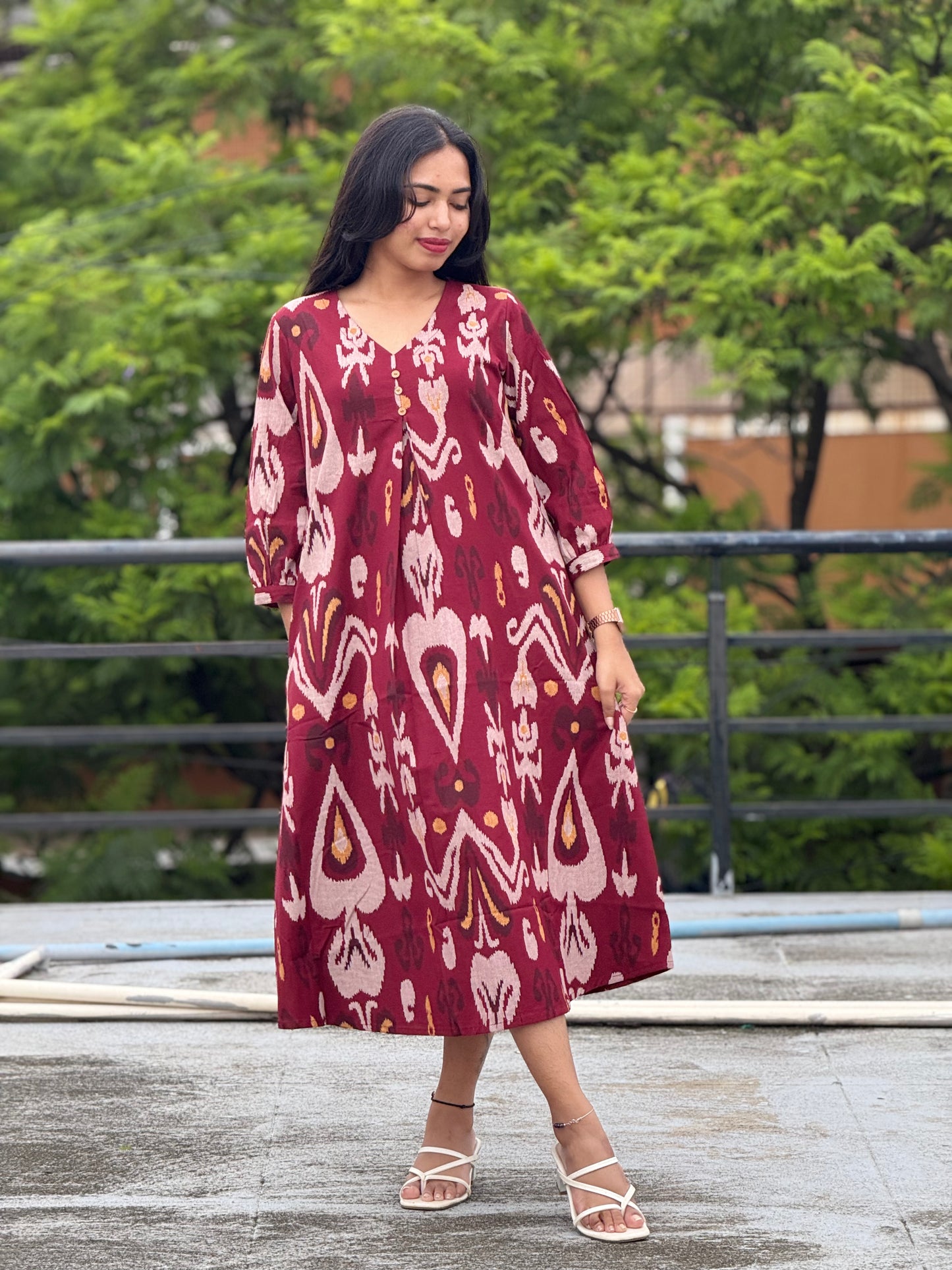 Dress/Frock/Aline