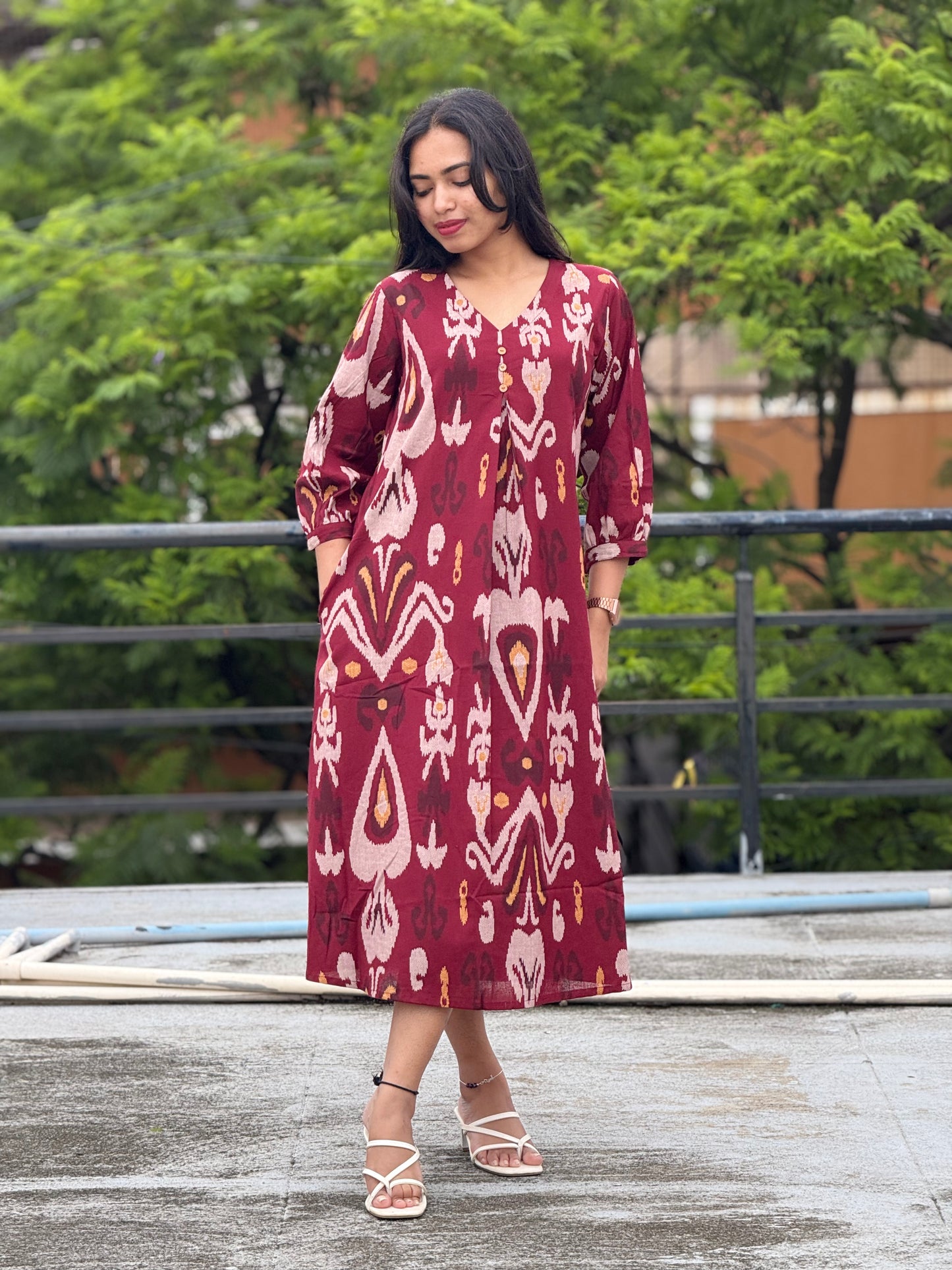 Dress/Frock/Aline
