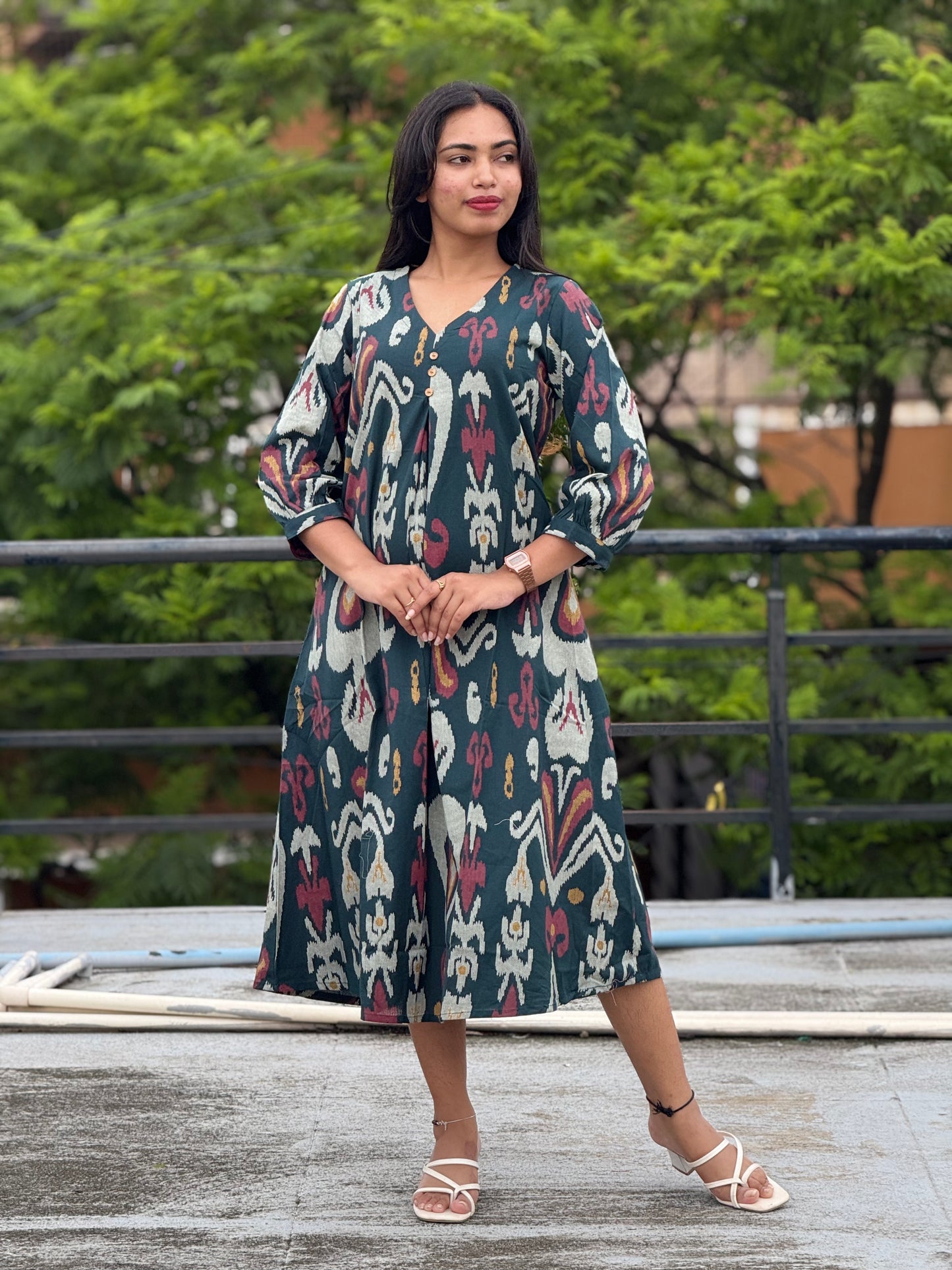 Dress/Frock/Aline