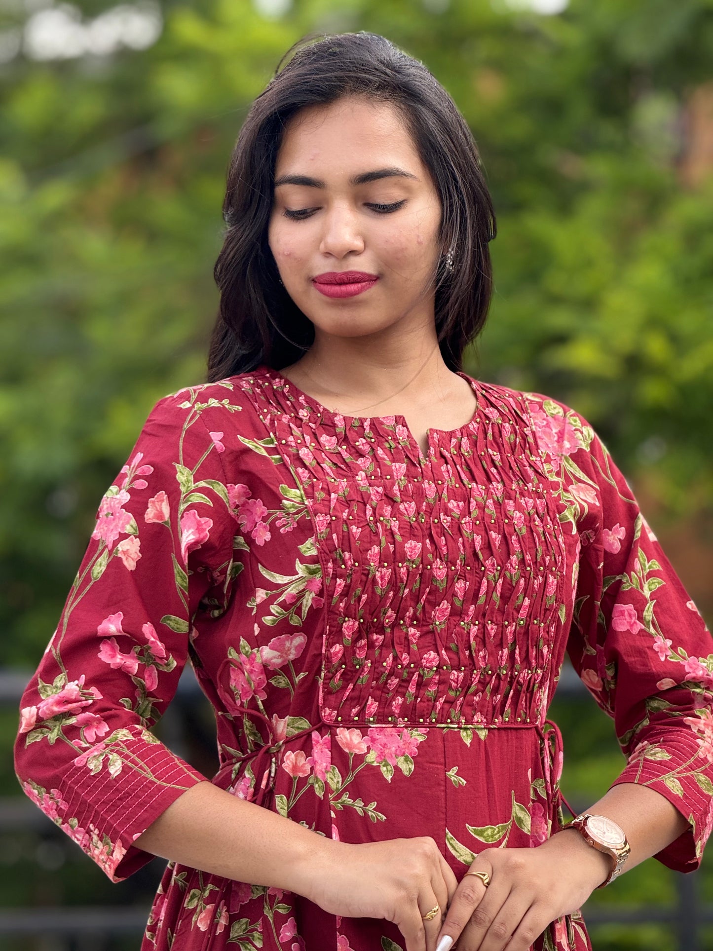 Dress/Frock/Aline