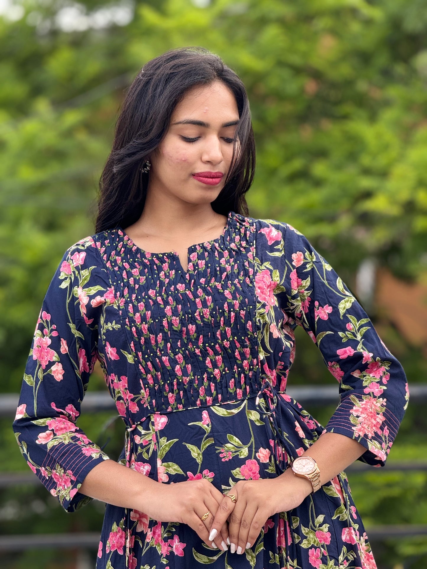 Dress/Frock/Aline