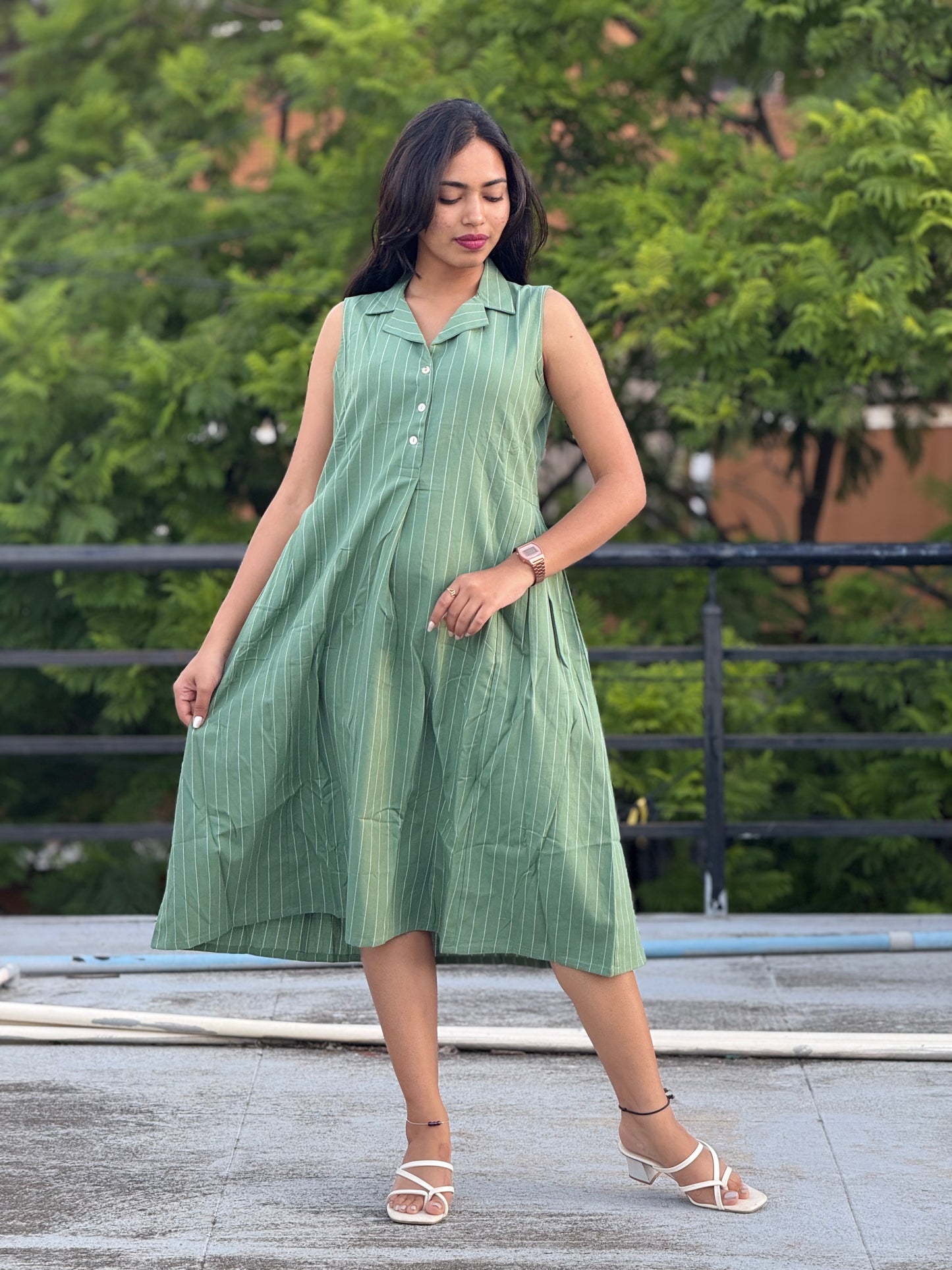 Dress/Frock/Aline