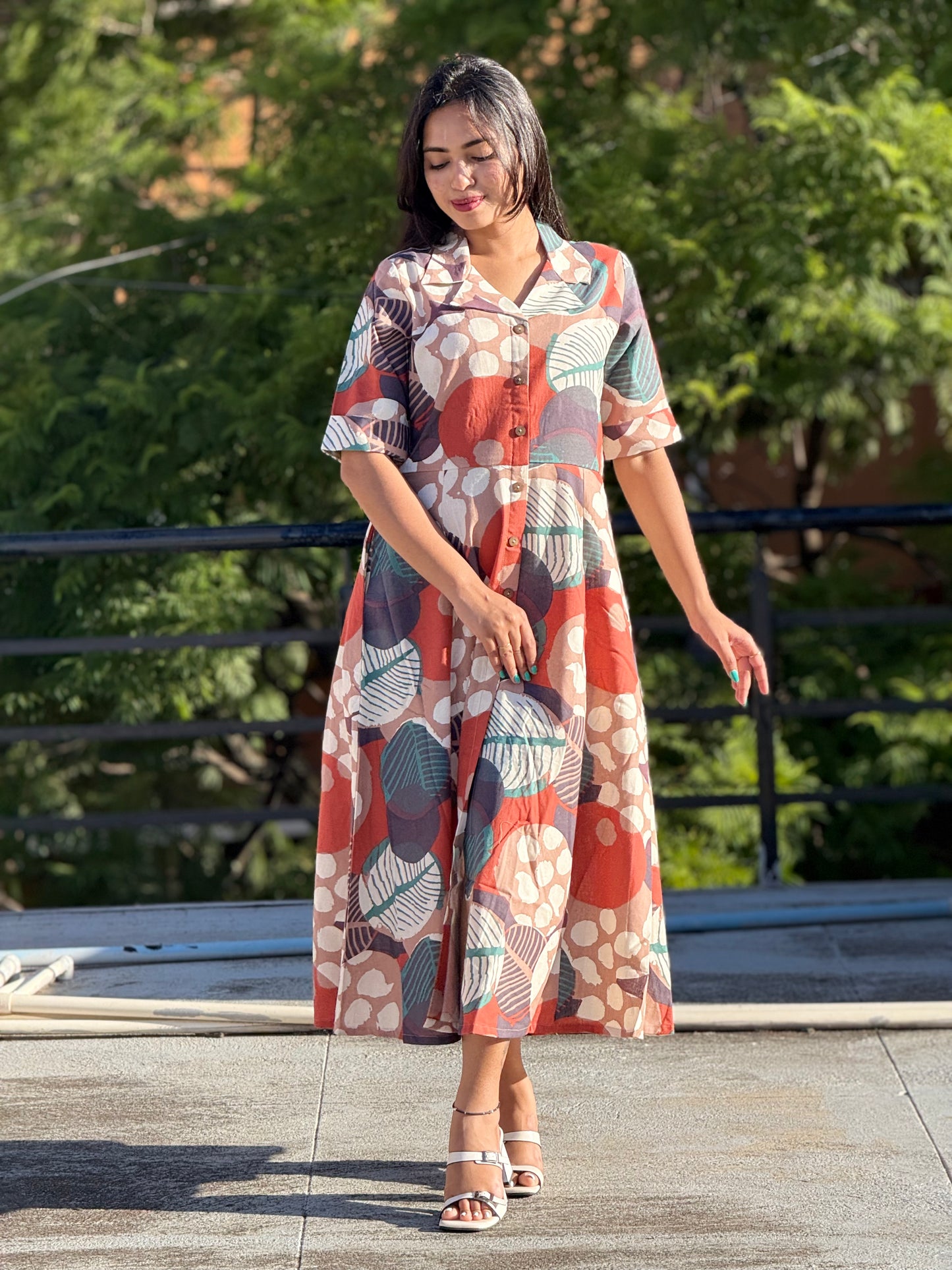 Dress/Frock/Aline