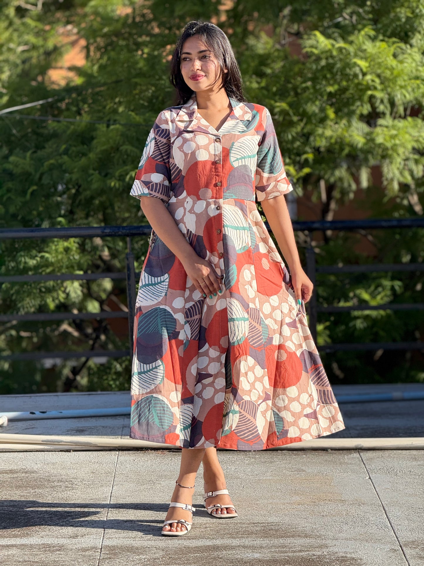 Dress/Frock/Aline