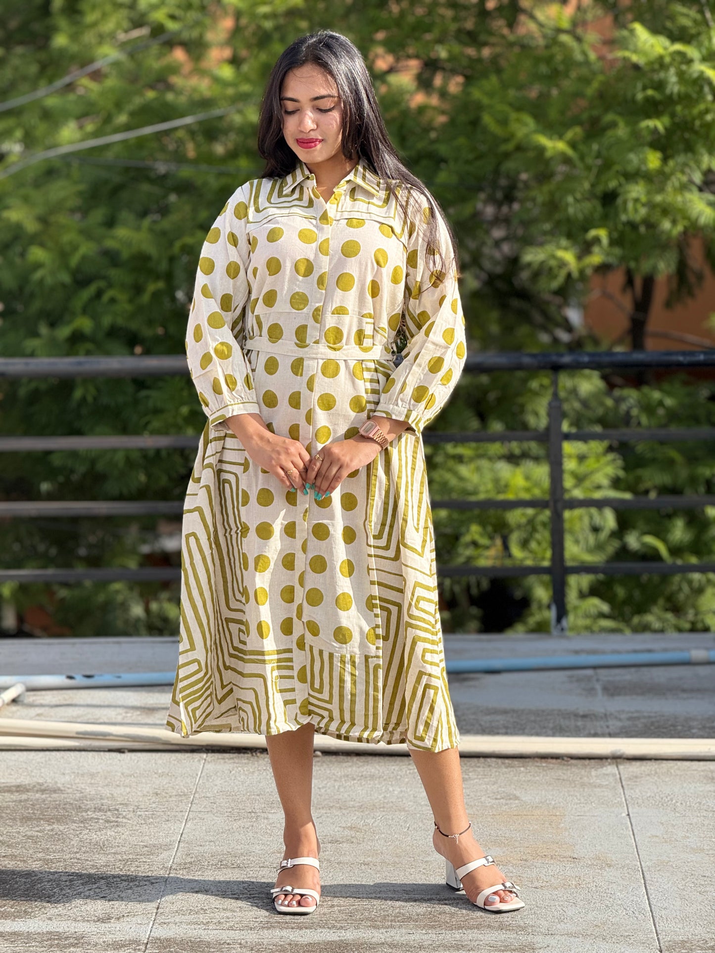 Dress/Frock/Aline