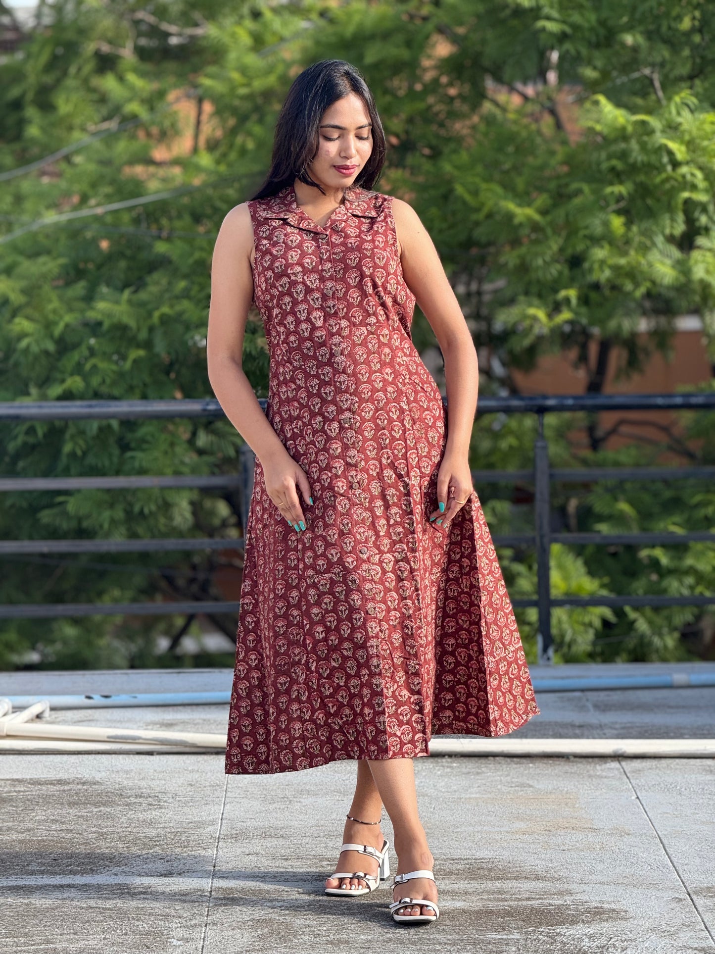 Dress/Frock/Aline