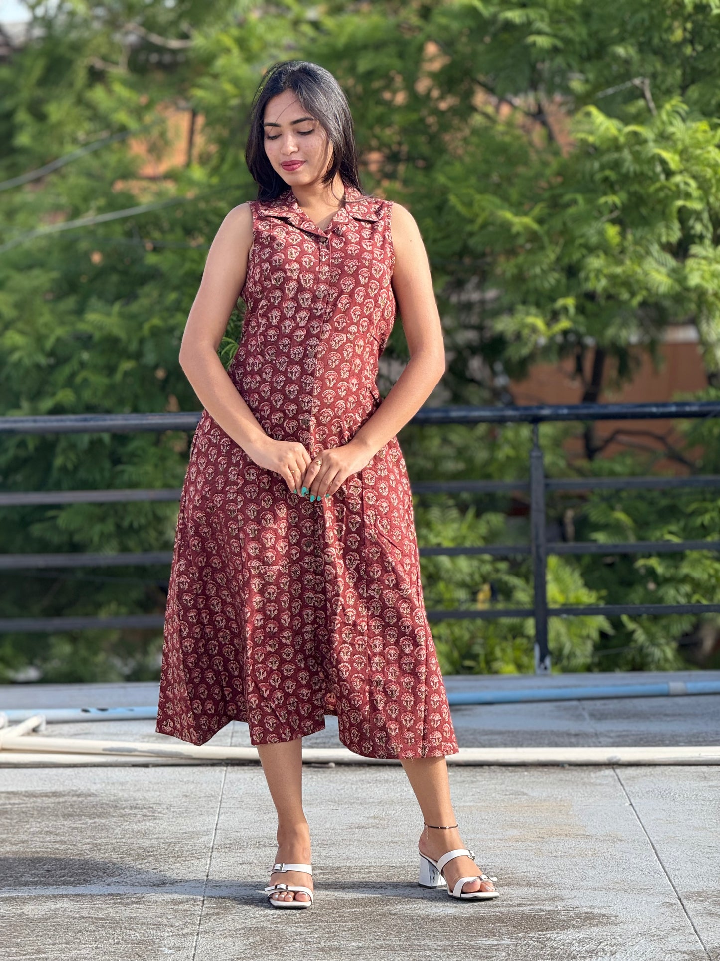 Dress/Frock/Aline