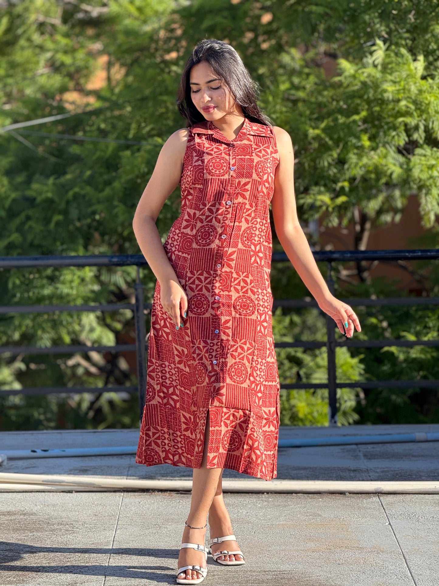Dress/Frock/Aline