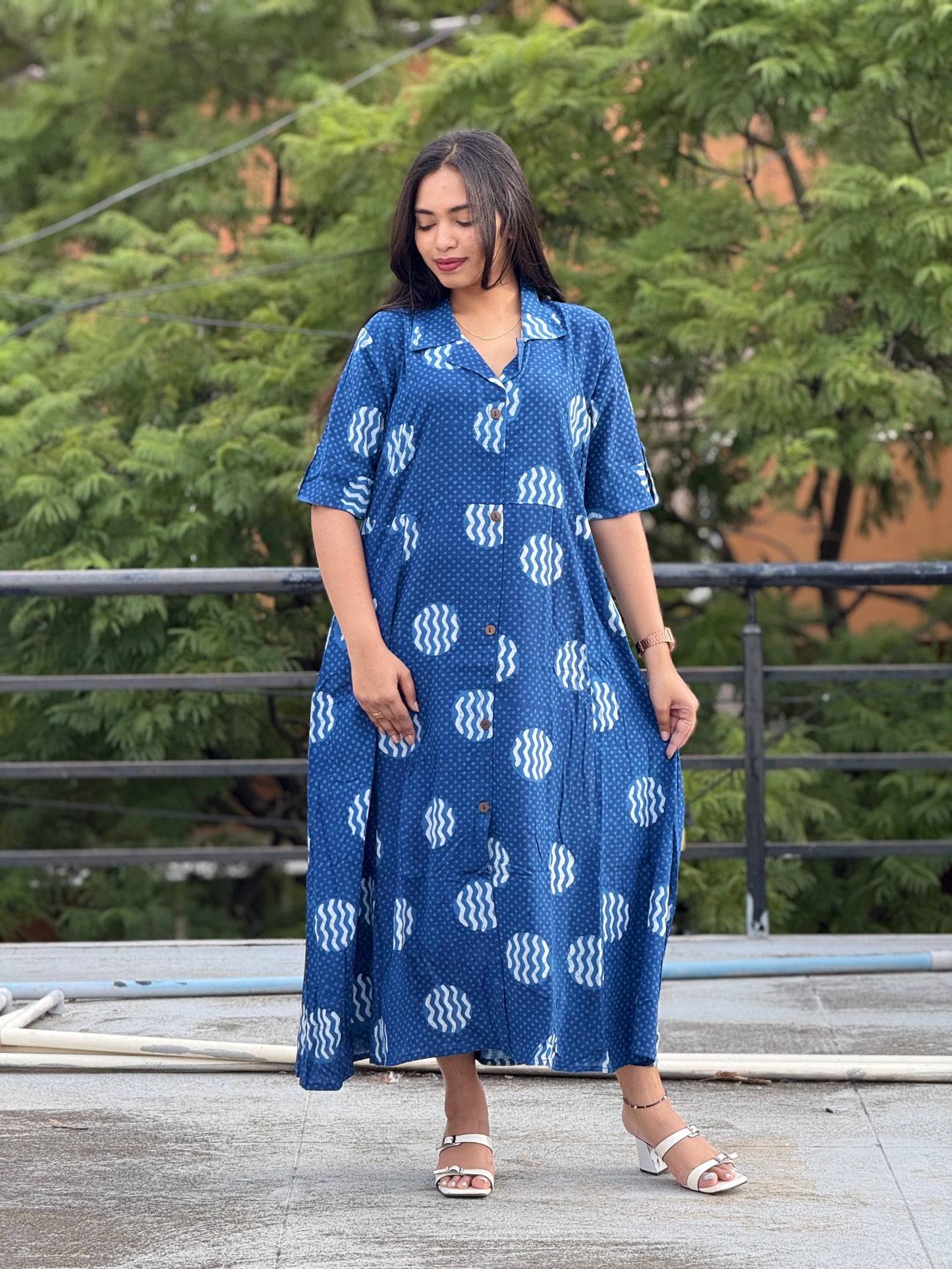 Dress/Frock/Aline