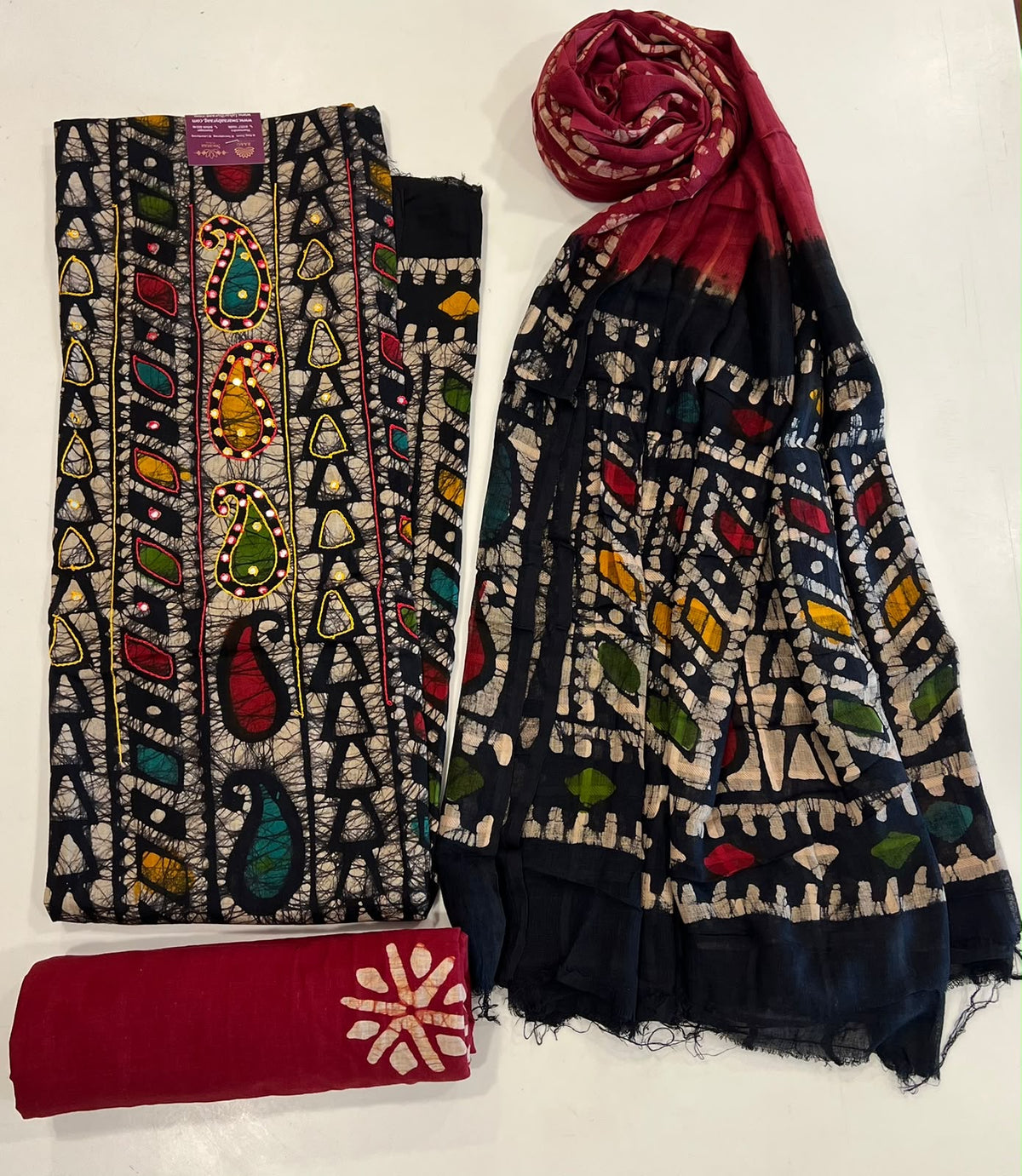 Unstitched Dress Material
