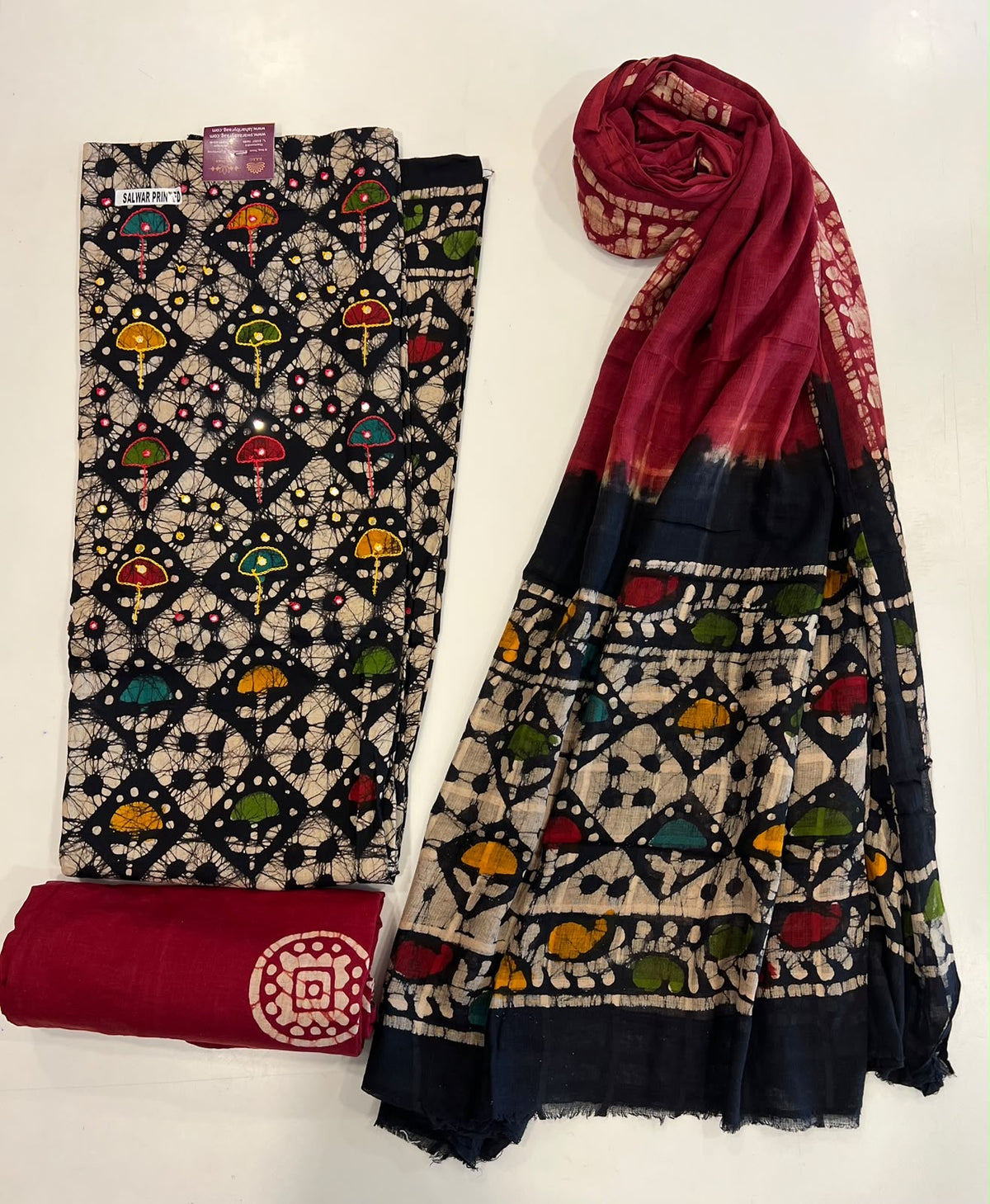 Unstitched Dress Material