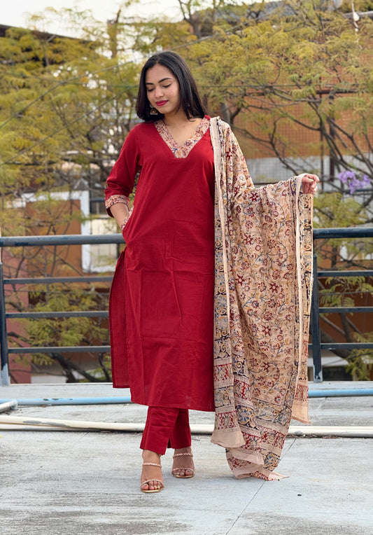 Shruti Cotton Suit Set main image 1