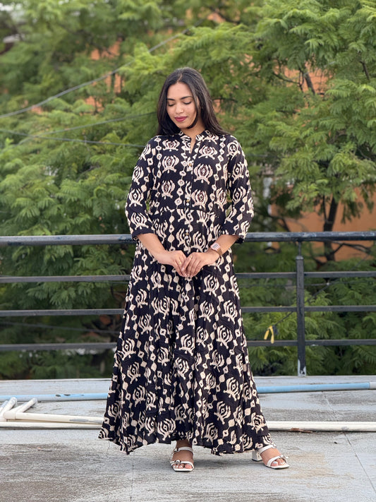Dress/Frock/Aline