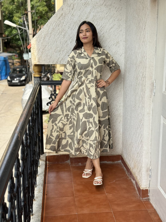 Dress/Frock/Aline