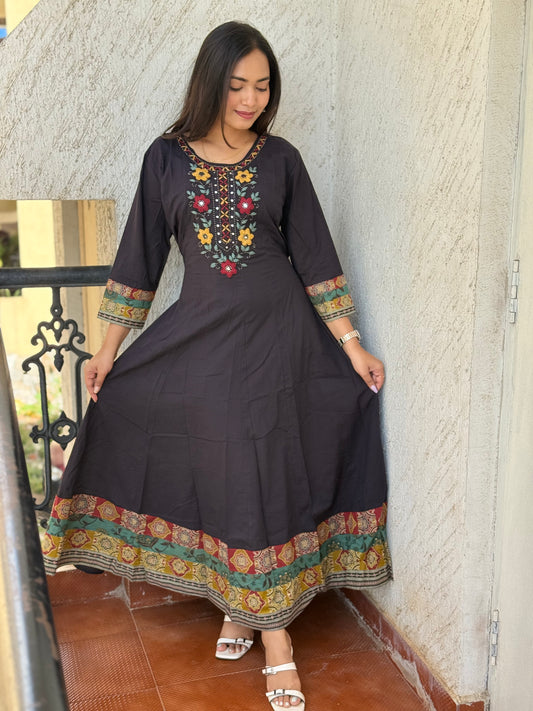 Dress/Frock/Aline