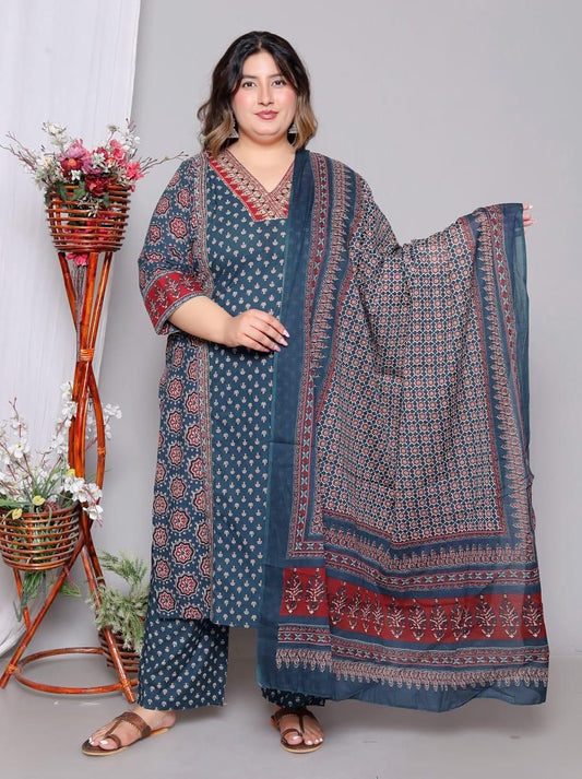 Plus Size Suit Set