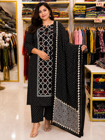 Plus Size Suit Set