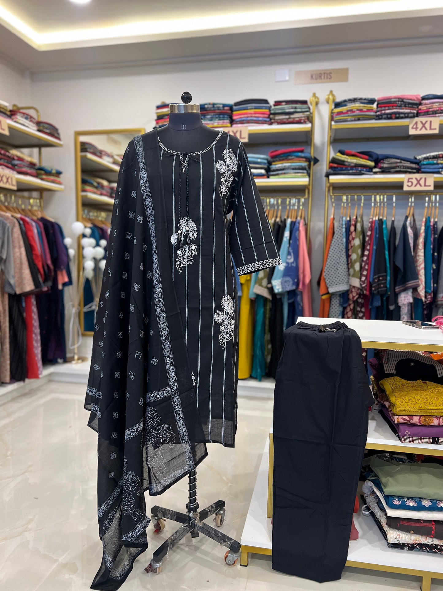Plus Size Suit Set