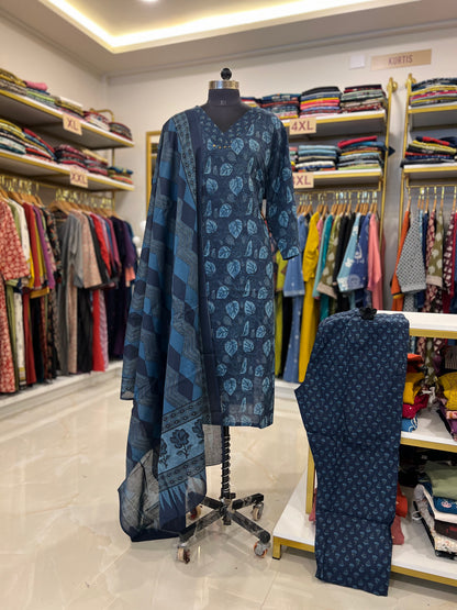 Plus Size Suit Set