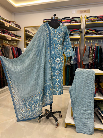 Plus Size Suit Set