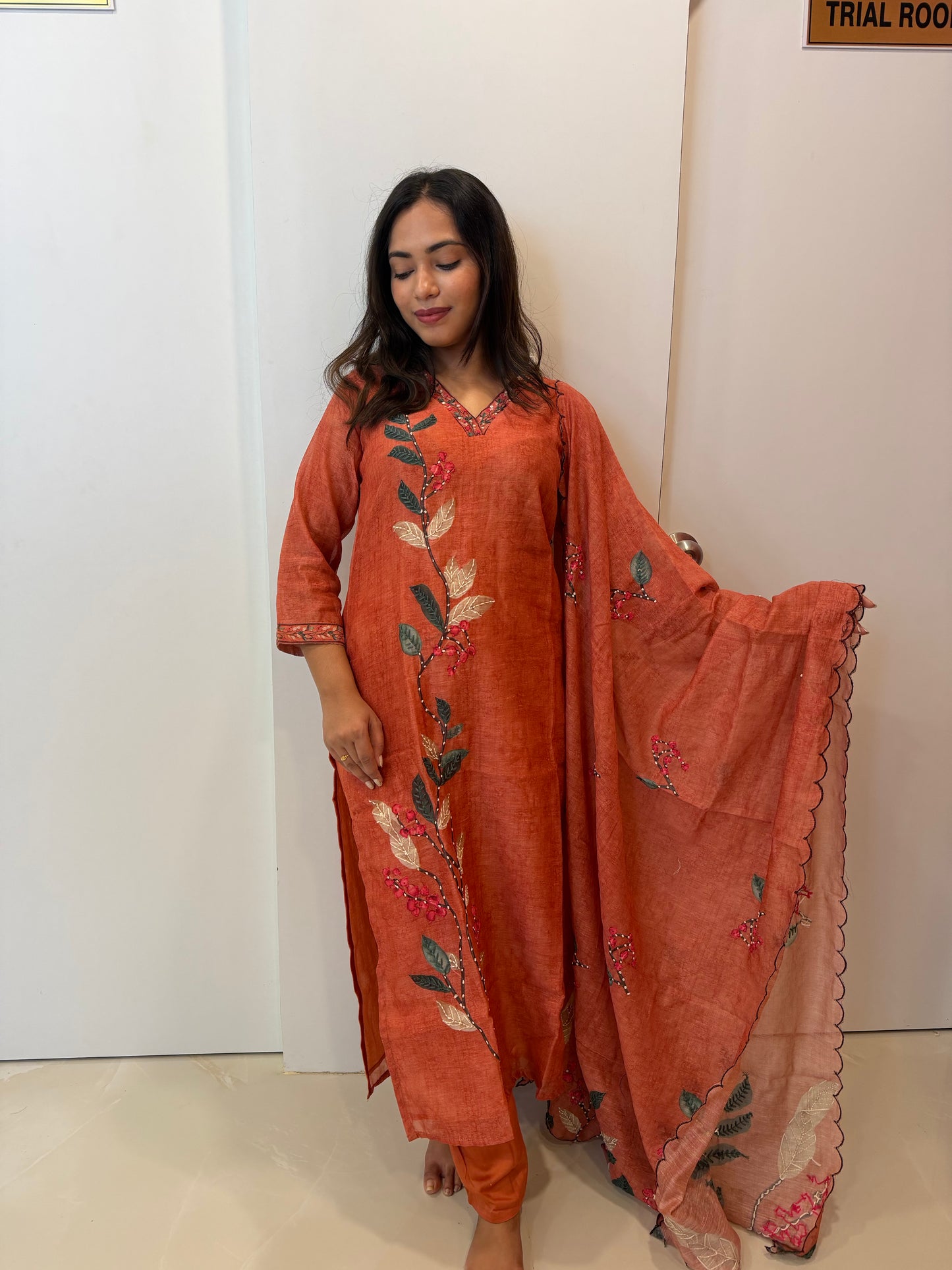Party wear suit set