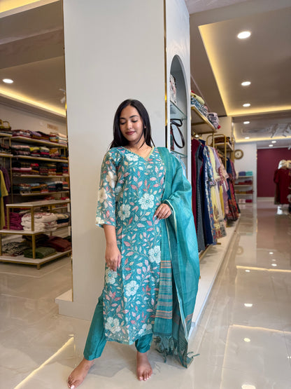 Party wear suit set