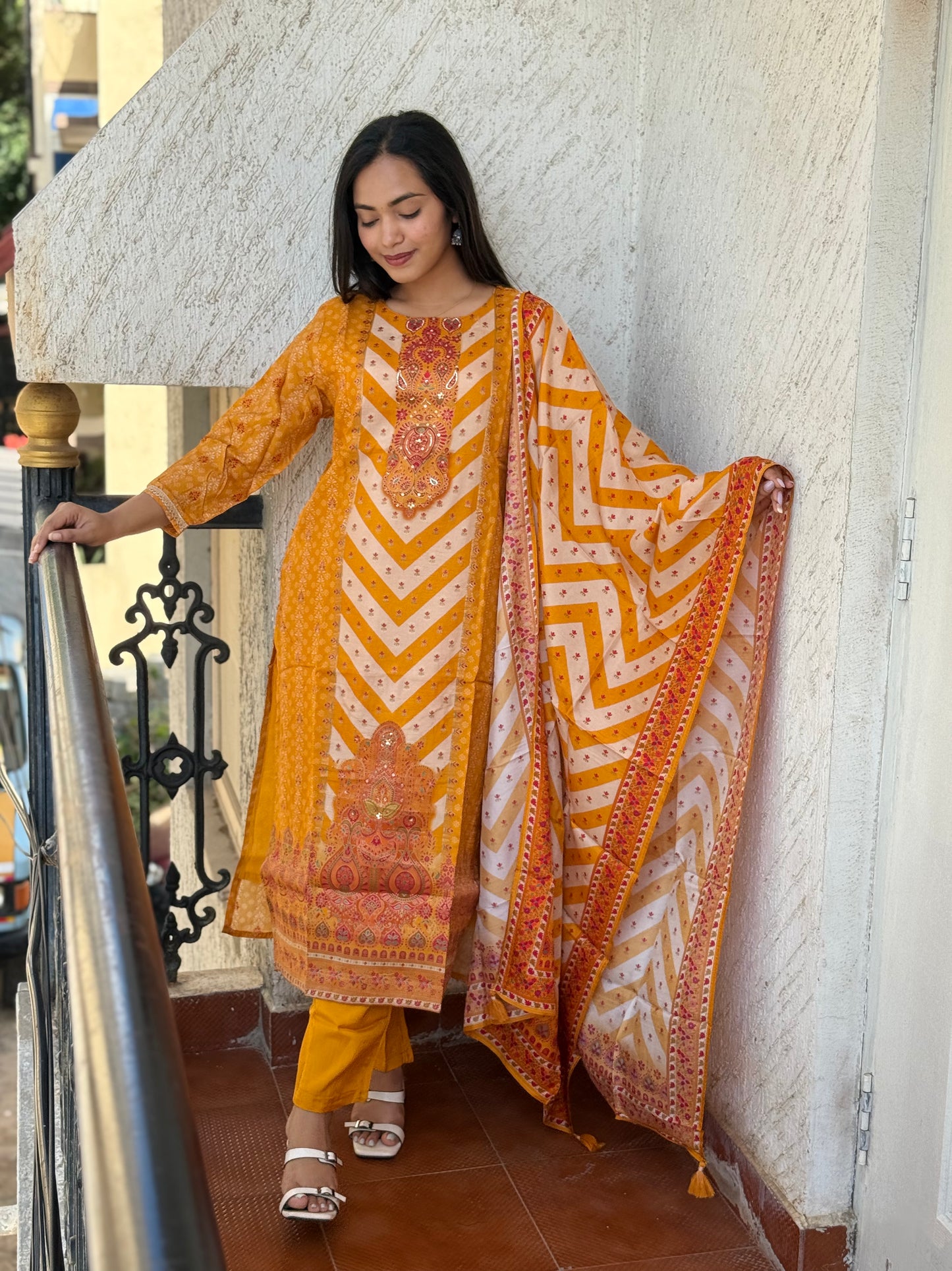 Party Wear Suit Set