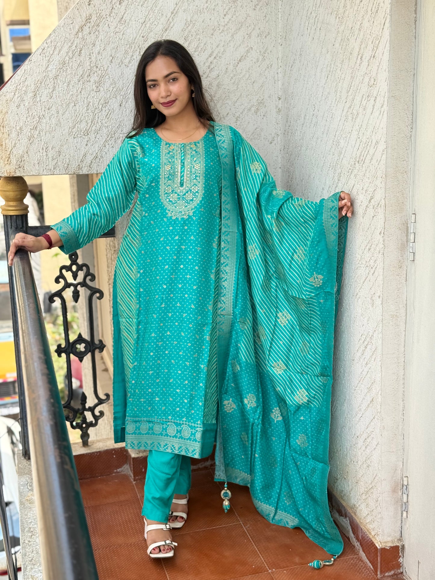 Party Wear Suit Set