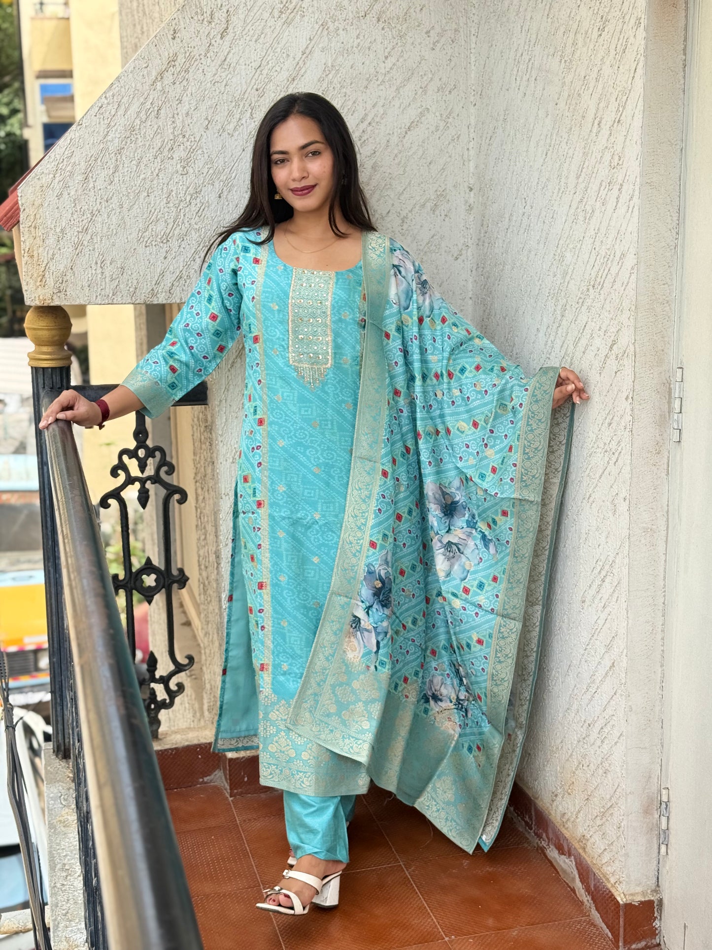 Party Wear Suit Set