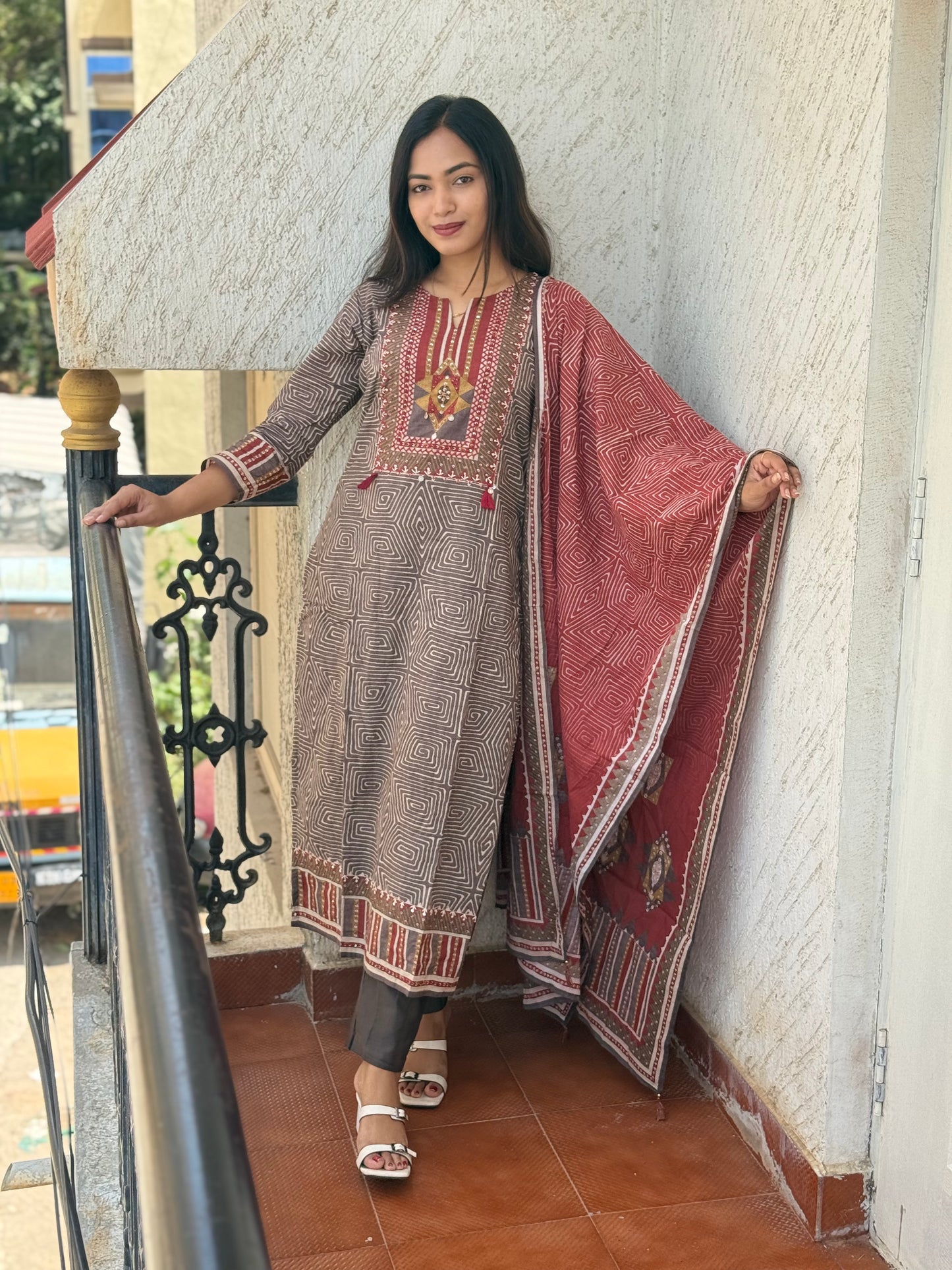 Party Wear Suit Set