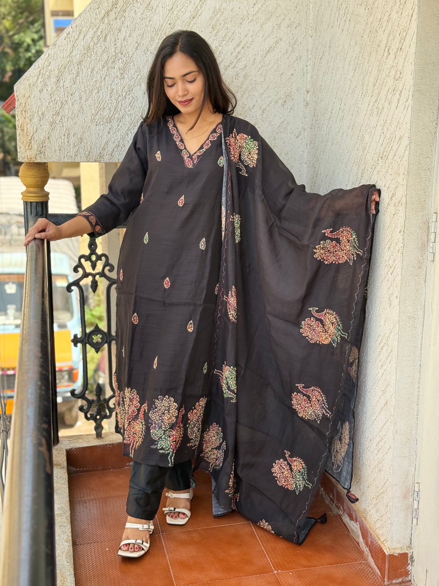 Party Wear Suit Set