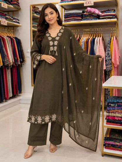Plus Size Suit Set